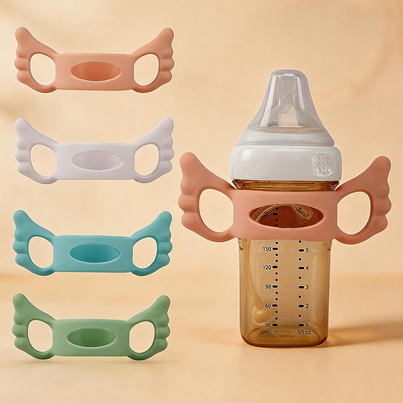 Baby Food Stuff - ปลอกหุ้มด้ามจับซิลิโคน 2 ชิ้น (สีสุ่ม) ด้ามจับขวดนมแบบคอกว้างรูปปีกนางฟ้า อุปกรณ์เสริมขวดนมแบบนุ่มและยืดหยุ่น